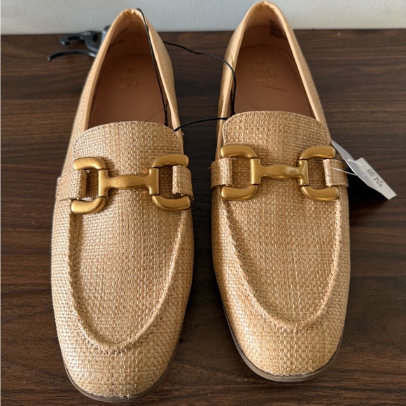 NWT Time and Tru Women's Faux Raffia Slip On Gold Buckle Loafers Flats Size 10 - Picture 3 of 7